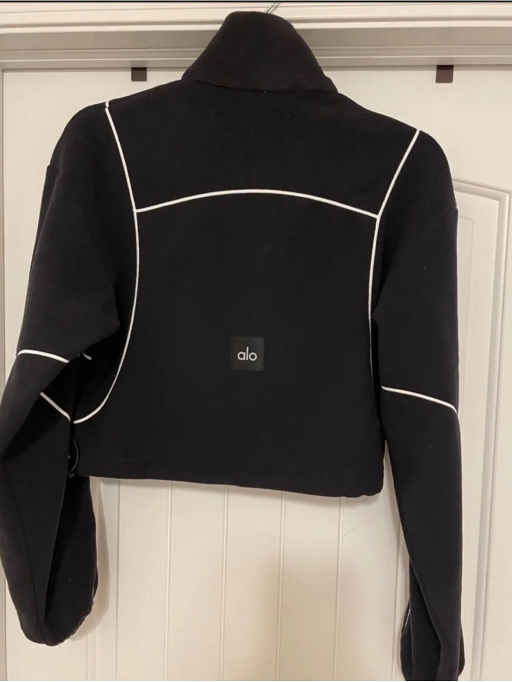 NWT ALO Yoga Polar Fleece Game Time Full Zip Jacket in Black / White  Size XS - Picture 2 of 3